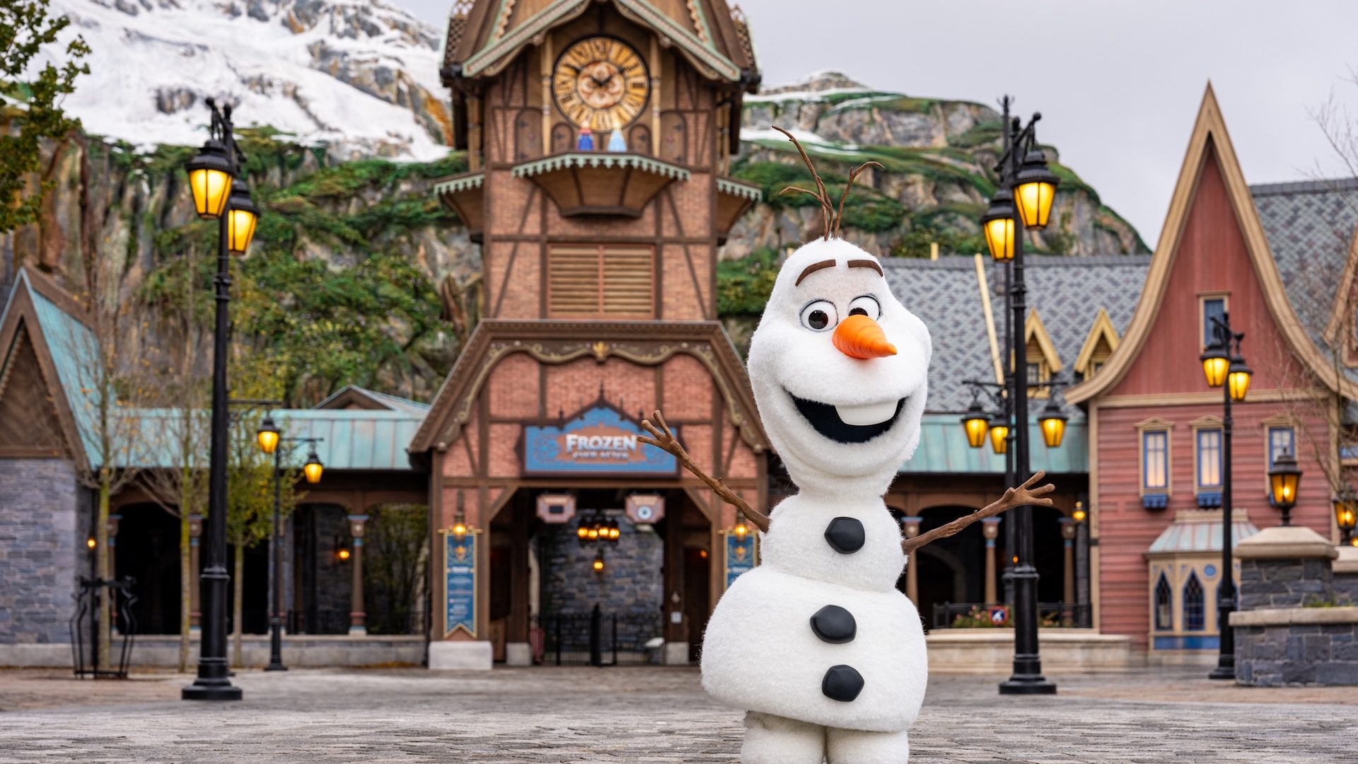 Disneyland Paris World Of Frozen Olaf-Robotic-Character