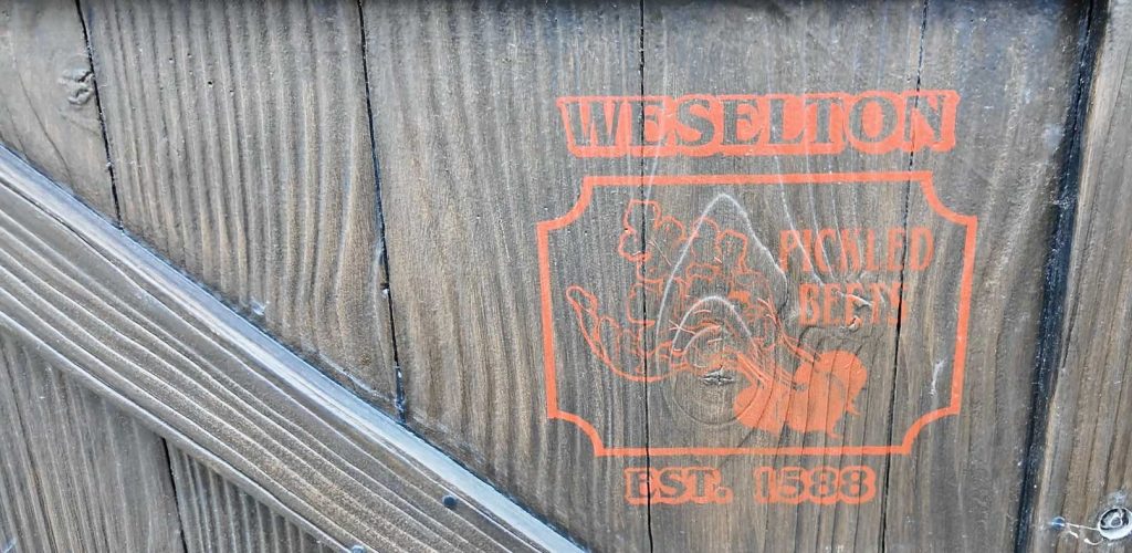 1588-date-world-of-frozen-easter-egg