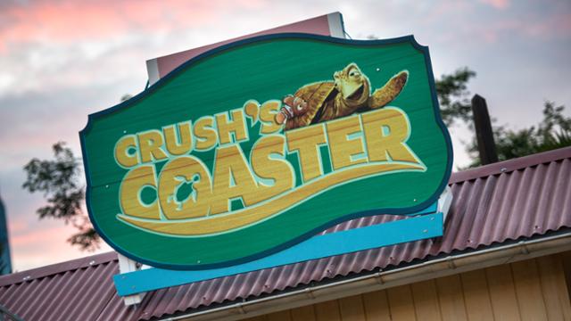 CRUSH COASTER DISNEYLAND PARIS