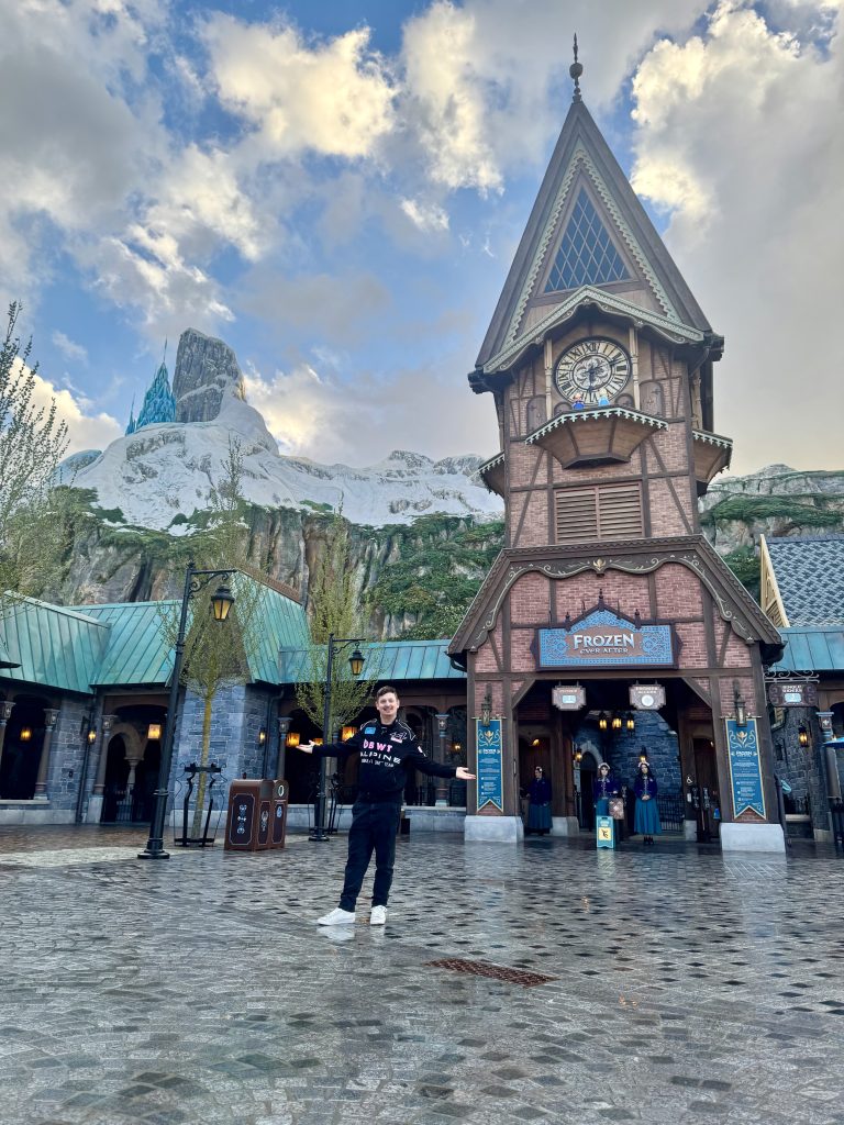 World Of Frozen Disneyland Paris
