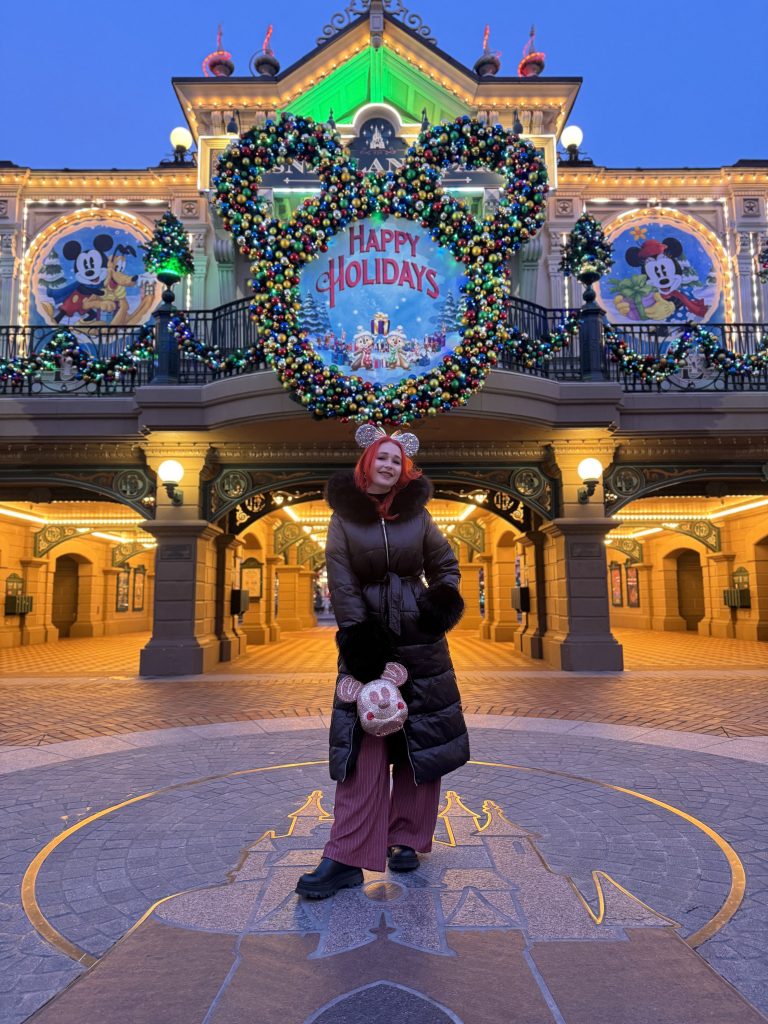 Extra Magic Time at Christmas Disneyland Paris