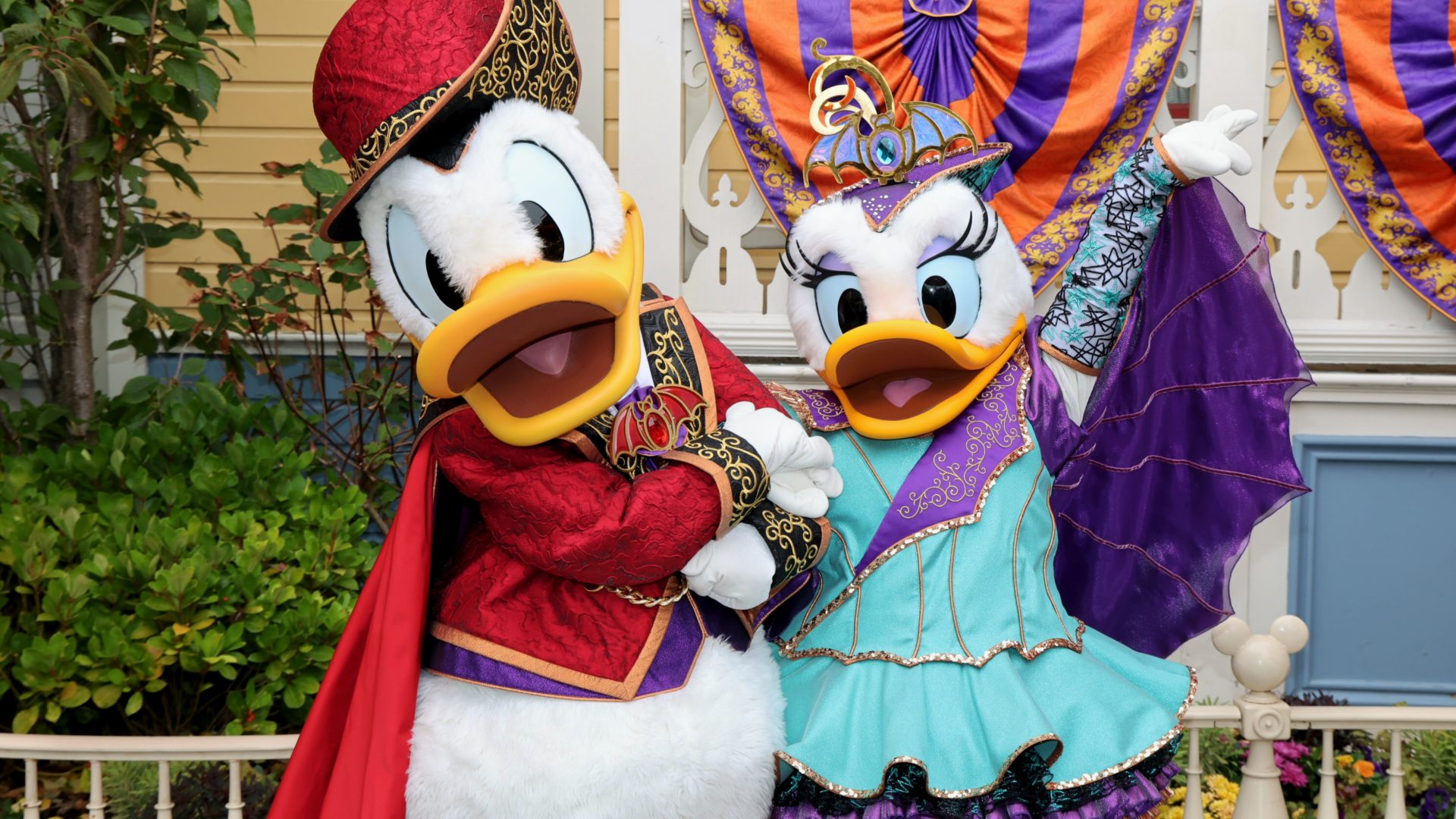 Donald and Daisy new halloween outfits at Disneyland Paris 2026 Boarding House Location